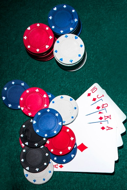 background,card,blue background,green,blue,table,red,black background,diamond,black,colorful,game,board,backdrop,white,colorful background,success,desk,round,casino