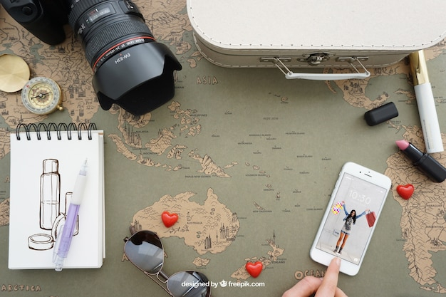 travel,book,template,map,camera,phone,world,world map,mobile,doodle,holiday,notebook,bag,note,smartphone,sketch,compass,elements,mobile phone,vacation