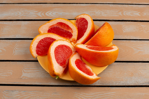sweet orange,navel orange,grapefruit slices,mellow,navel,slices,lined,juicy,inside,grapefruit,citrus,delicious,snack,fresh,rustic,plate,healthy,strawberry,sweet,orange,fruit,light,food,background