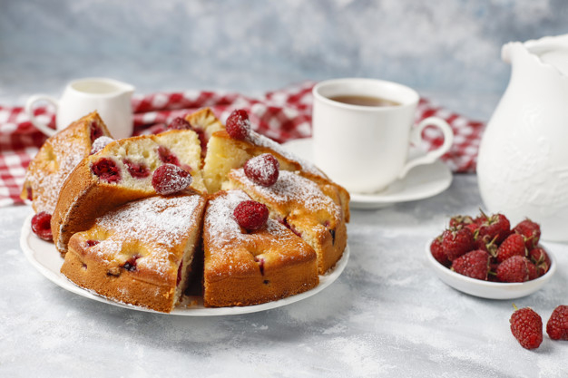 Simple Raspberry and Almond Cake - T&L Sugars