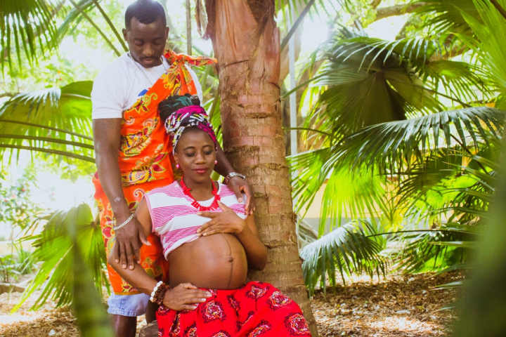 african,couple,exotic,expectant,expecting,leisure,man,maternity,palm,photo session,pregnant,together,tropical,woman