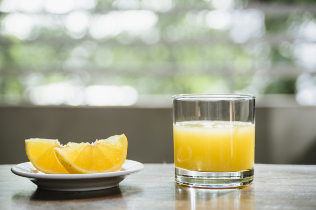 food,wood,restaurant,table,fruit,health,tropical,yellow,glass,drink,juice,organic,natural,sweet,agriculture,healthy,plate,dessert,healthy food,wooden