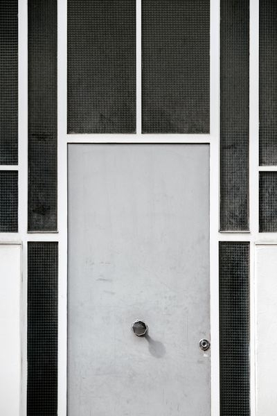 door,architecture,house,door,building,architecture,door,wall,old,door,building,wall,line,minimal,geometrical,architectural detail,black and white,black,white,gray,minimalism,free stock photos