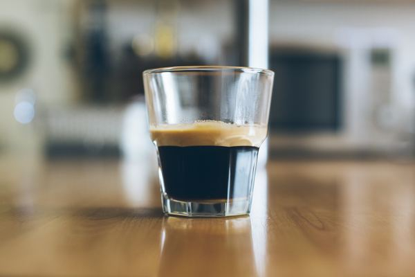 coffee,drink,cup,42,kitchen,simmetry,street,city,light,drink,beverage,liquid,bokeh,blur,glass,table,coffee,wood,half empty,relax,cafe