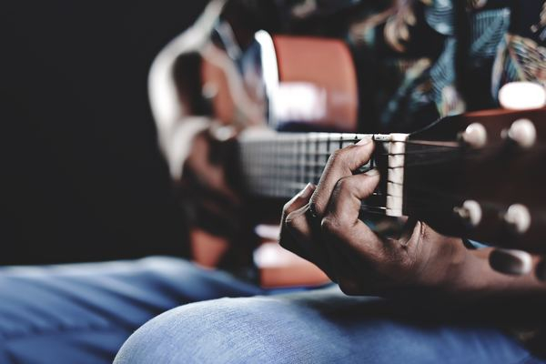 country,field,grass,creativity,hand,art,sound,music,guitar,hand,playing,guitar,music,instrument,bokeh,african american,man,jeans,photography,acoustic,maldives,public domain images