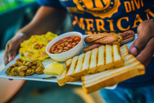 beans,breads,breakfast,butter,cheese,close-up,delicious,dish,egg,epicure,food,food photography,food presentation,hands,healthy,hot dog,hungry,meal,meat,mouth-watering,mushrooms,photography,plate,platter,restaurant,taste,tasty,traditional,yummy