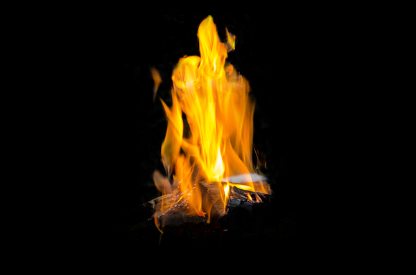 abstract,ash,black background,blaze,bonfire,burn,burning,burnt,campfire,charcoal,cinder blocks,coal,dark,ember,fire,fireplace,firewood,flame,flaming,glowing,heat,hot,ignite,light,night,smoke,warmly,wood,yellow,Free Stock Photo