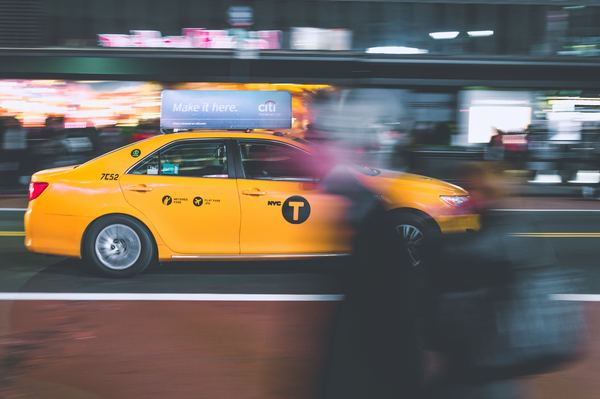 transportation,city,car,black,town,red,taxi,cab,car,cab,taxi,urban,transportation,yellow,city,new york,night,travel,panning,ny,car
