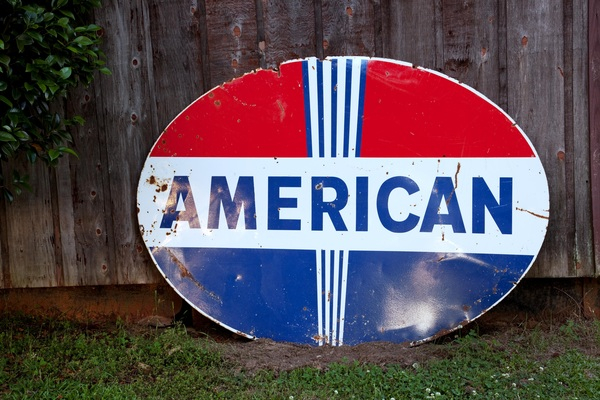 abandoned,america,american,antique,business,guidance,historically,north america,oval,post,rusted,safety,shield,sign,sky,symbol,text,united states,usa,vintage,warning,wood,Free Stock Photo