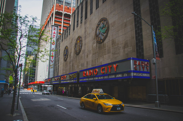 architecture,buildings,car,city,downtown,manhattan,new york,new york city,nyc,road,street,taxi,transportation system,urban,usa,vehicle,Free Stock Photo