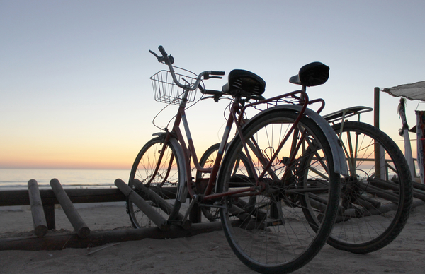 cc0,c1,bicycle,retro,sunset,beach,andalusia,spain,backlight,bike,vintage,free photos,royalty free