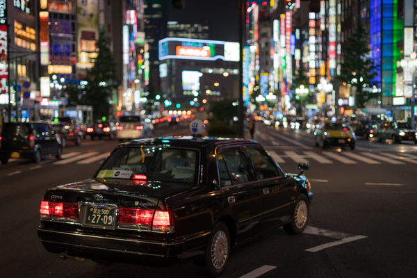 cc0,c2,asian,car,japan,lights,night,people,shinjuku,street,taxi,tokyo,free photos,royalty free