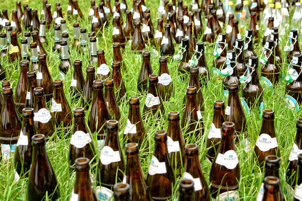 cc0,c1,beer bottles,bottles,beer,drink,brown,bottleneck,glass bottle,thirst,alcohol,alcoholic,glass,waste disposal,waste,environment,garbage,disposal,pollution,crowded,load,human,nature,waste container,recycling,deco,decoration,free photos,royalty free