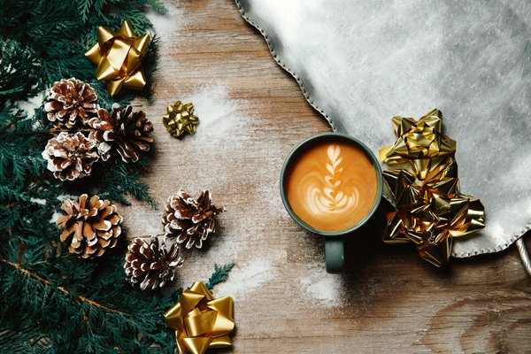  latte,coffee,flatlay,holidays,christmas,warm drink, christmas decorations