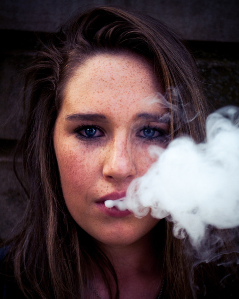 beautiful,cigarette,face,girl,lady,pretty,smoke,smoking,vape,woman,Free Stock Photo