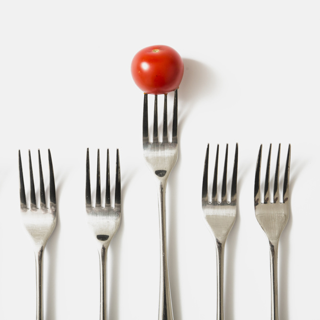 background,food,red,red background,white background,silver,white,organic,round,food background,healthy,vegetable,spoon,fork,studio,healthy food,silver background,background red,tomato,diet