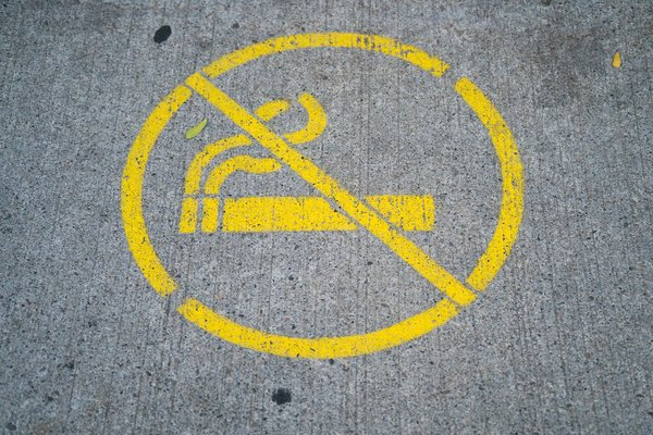 path,sign,banned,sidewalk,prohibit, no smoking
