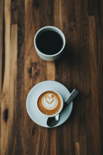 cafe,coffee,latte,coffee,cup,mug,food,chocolate,coffee,coffee,drink,table,cup,saucer,latte,cappuccino,wooden,cafe,coffee shop,spoon,one for one,free stock photos