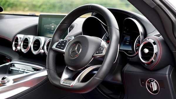 airbag,automotive,button,car,chrome,control,dashboard,design,drive,gearshift,interior,leather,luxury,mercedes,mercedes-benz,modern,odometer,panel,power,shift,speedometer,steering wheel,style,technology,transport,vehicle,windshield,Free Stock Photo