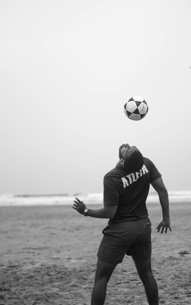 action,adult,athlete,ball,beach,black-and-white,boy,exercise,fun,man,motion,ocean,outdoors,person,recreation,sand,sea,soccer,sport,training,water,Free Stock Photo