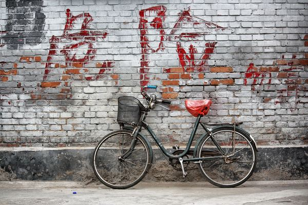 colorful,blue,minimal,fun,woman,girl,chine,china,asium,street,bicycle,cyclist,bicycle saddle,china,beijing,wall,brick wall,asium,chinese writing,free pictures
