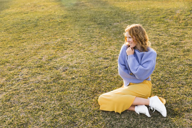 Free Images : tree, grass, person, girl, woman, lawn, photography, flower,  portrait, model, spring, green, sitting, fashion, lady, season, hairstyle,  posing, dress, women, photograph, look, beauty, emotion, bella,  interaction, photo shoot, human