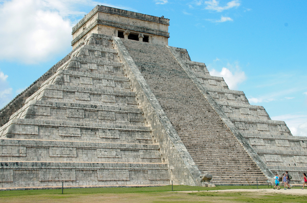 cc0,c2,mexico,chichen itza,pyramid,maya,castillo,ruins,free photos,royalty free
