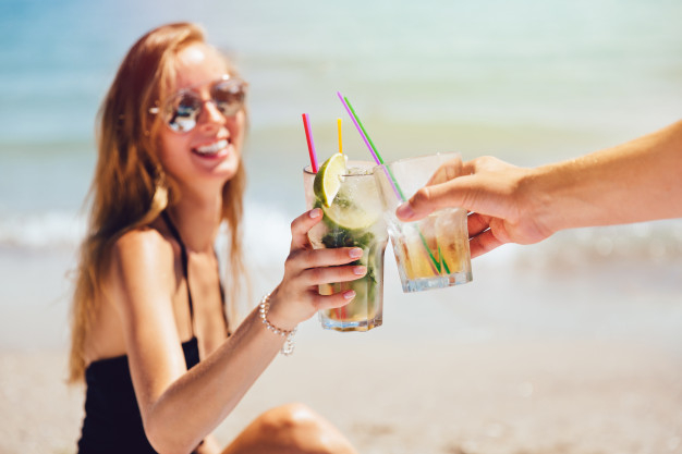 hand,summer,fashion,beach,sea,glass,cocktail,sunglasses,vacation,fashion girl,relax,female,young,fresh,summer beach,beautiful,sitting,lifestyle,beverage,drinking