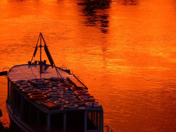 orange,sunset,water