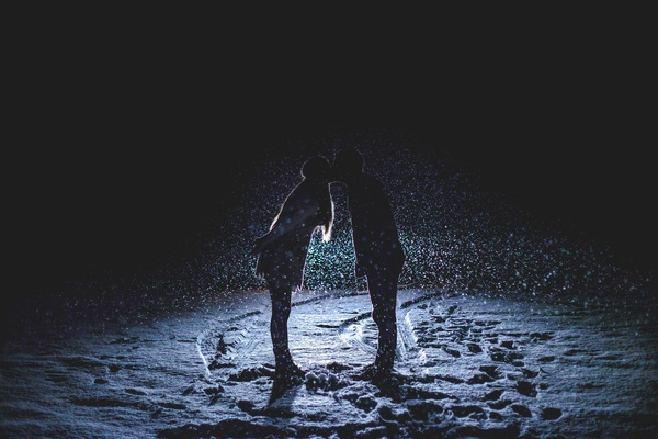couple,footprints,kiss,kissing,love,people,silhouette,snow,winter,Free Stock Photo