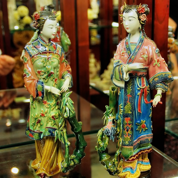 cc0,c1,china,guangdong,statues,crafts,ceramic,decoration,market,trinket,free photos,royalty free