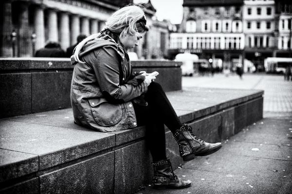 street,people,girl,text,texting,phone,woman,communicate,communication