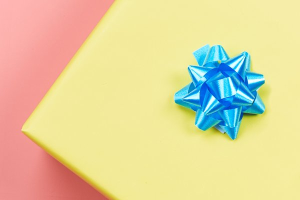  bow,blue,gift,yellow,flatlay,present,birthday, gift box