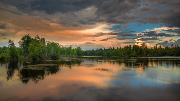 abendstimmung,atmospheric,background,beautiful,blue,bright,clouds,contrast,dawn,dramatic,dusk,evening,forest,green,island,lake,landscape,light,long exposure,mirroring,mood,outdoors,panorama,pool,reflection,relax,rest,river,scenic,sky,summer,sun,sunset,travel,water,weather,Free Stock Photo