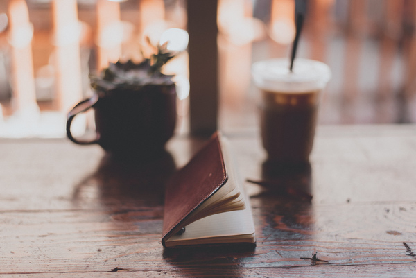notepad,rustic,leather,vintage,drink,coffee,tea,beverage,cup,book,caffeine,notebook,table,writing