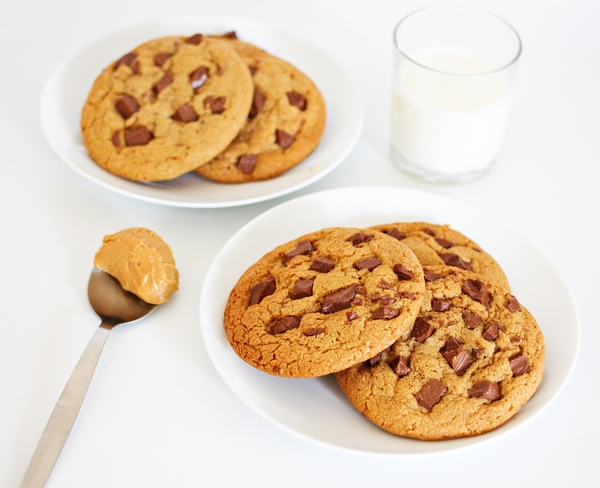 cookies,dessert,peanut butter,sweet,white background