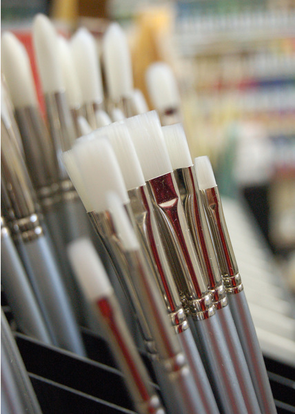 paint brush,brush,art supplies,shop display,artist brushes,artist brush