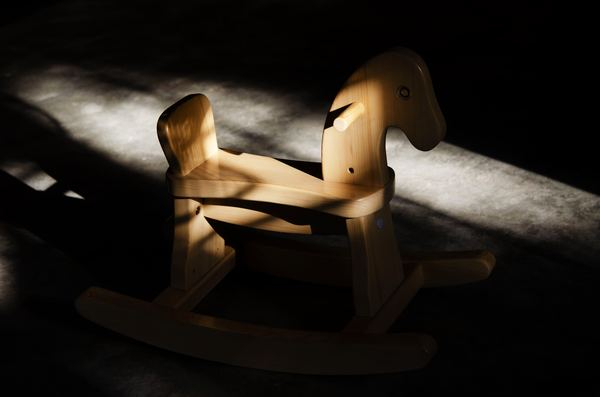 keith,child,mother,dark,light,green,child,girl,kid,rocking horse,handmade,wooden,shadow,play,toy,children,kid,horse,horsy,seat,small,free images