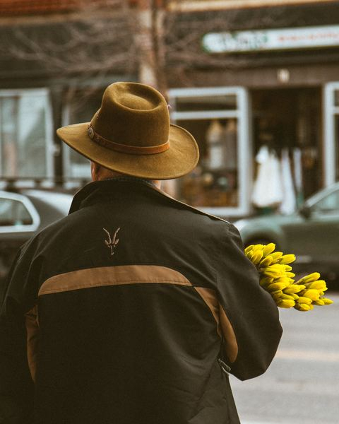 city,woman,street,minimal,blue,outdoor,plant,flower,bloom,flower,country,montana,cowboy