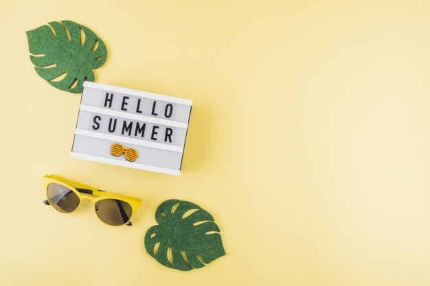 elevated,copyspace,nobody,indoors,overhead,near,artificial,still,fake,eyewear,monstera,summertime,high,colored,object,season,decor,hello,protection,view,simple,word,message,studio,vacation,sunglasses,decorative,safety,creative,backdrop,yellow,letter,holiday,text,leaves,box,green,light,leaf,summer,pattern,background
