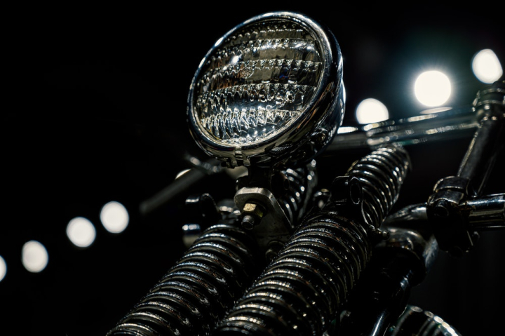 bike,chrome,close-up,headlight,motorbike,motorcycle