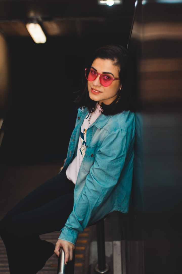 4k wallpaper,adult,alluring,attractive,beautiful,beauty,casual,denim jacket,eyewear,fashion,fashionable,female,hand,hd wallpaper,lady,model,outfit,person,photoshoot,pose,posing,posture,pretty,shades,style,stylish,sunglasses,wear,woman