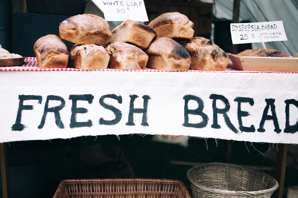 baked,baskets,breads,breakfast,business,cooking,delicious,display,food,health,homemade,indoors,loaf,market,sale,sign,stock,table,tasty,text,traditional,wood,Free Stock Photo