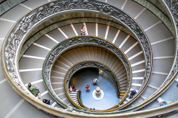 team,sea,man,rome,italy,architecture,architecture,building,city,spiral,stair,step,staircase,stairwell,stairway,circle,walking,people,spiral staircase,architecture,architectural