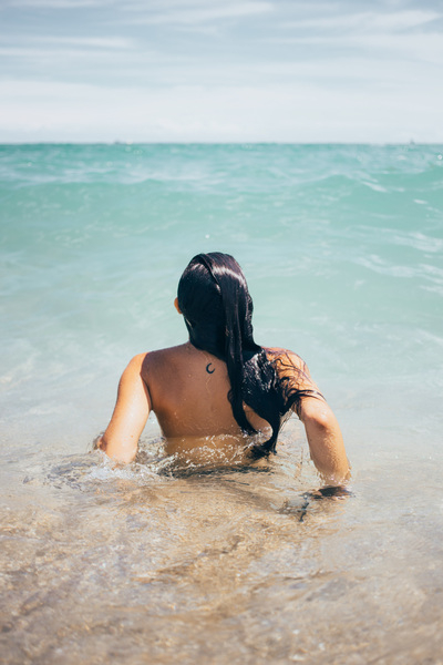 adult,alone,back,holiday,horizon,lady,sky,stand,sunlight,tranquil,waves,young,black haired,body,eldows,female,long hair,one,outdoor,rear view,relax,sea,seascape,shoulders,summer,swim,topless,tourist,travel,vacation,woman