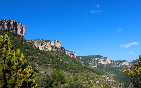 blue,canyon,city,landscape,color,day,europe,france,french,green,historic,languedoc,vultures,mountain,nature,old,outdoor,gorges,river,tarn,panorama,plant,scenic,sky,summer,sunny,kayak,town,tree,valley,woods,faces,rocky,walls,high,arupt,alpinism