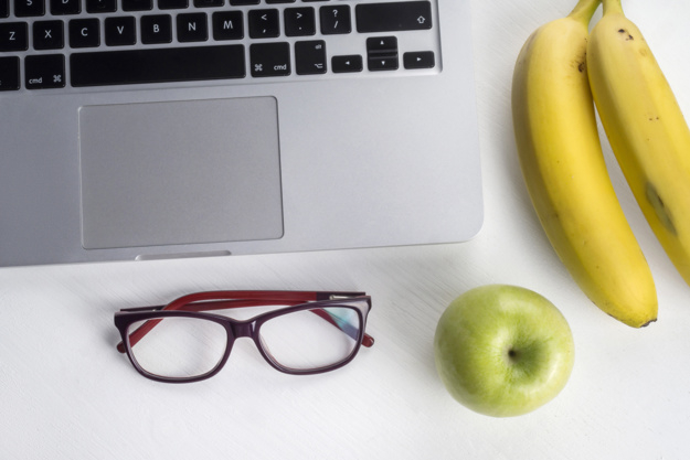 food,technology,space,laptop,fruits,tropical,glasses,white,apple,plant,organic,natural,sweet,banana,product,healthy,life,healthy food,studio,diet