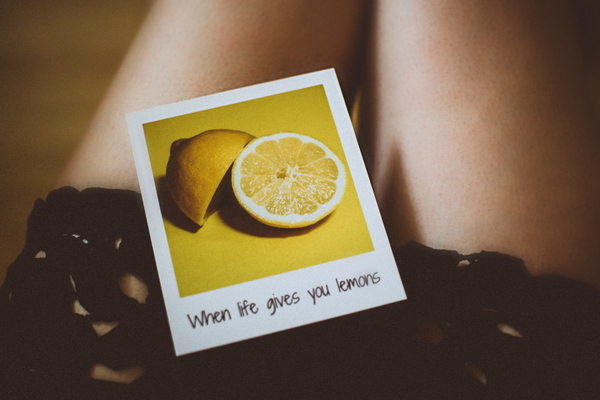 card,conceptual,food,fruit,indoors,legs,lemons,paper,photo,photography,picture,polaroid,quote,summer,text,thigh,Free Stock Photo