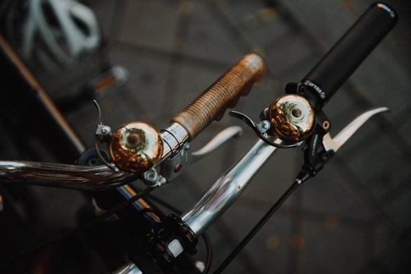  bike,shiny,bells,hles, reflection