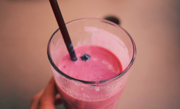 fruits,fruit,smoothie,drink,drinks,healthy,glass,straw